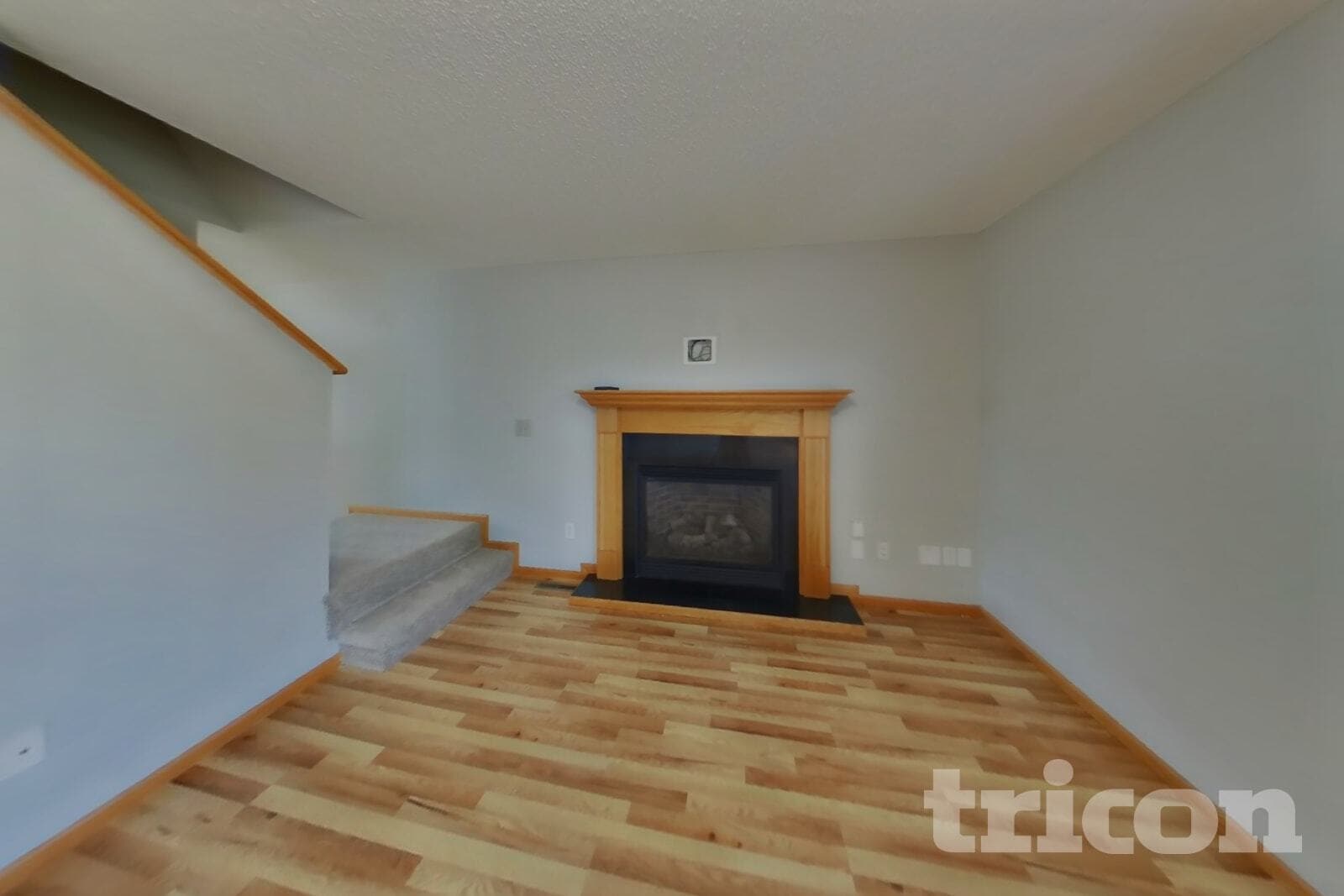 Building Photo - 1230 Varner Way