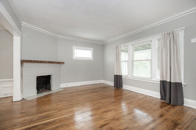 Building Photo - 13416 Harlon Ave