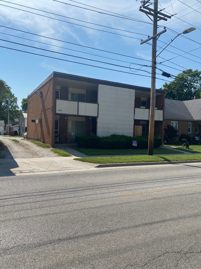 1504 Poplar St 1504 Poplar St Highland IL 62249 Apartment Finder