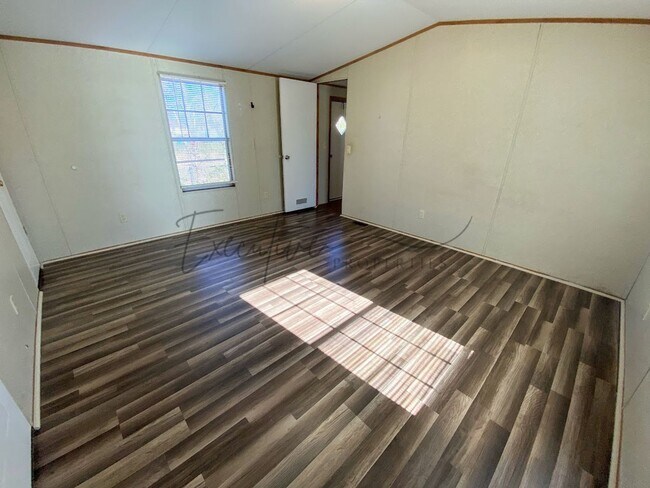 Building Photo - 625-3 N Claiborne St