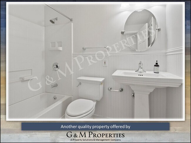 Building Photo - Beautifully Renovated 3-Bedroom Split-Level Home for Rent – Move-In Ready!