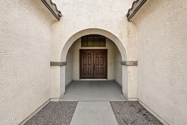 Building Photo - 1433 E Canyon Creek Dr
