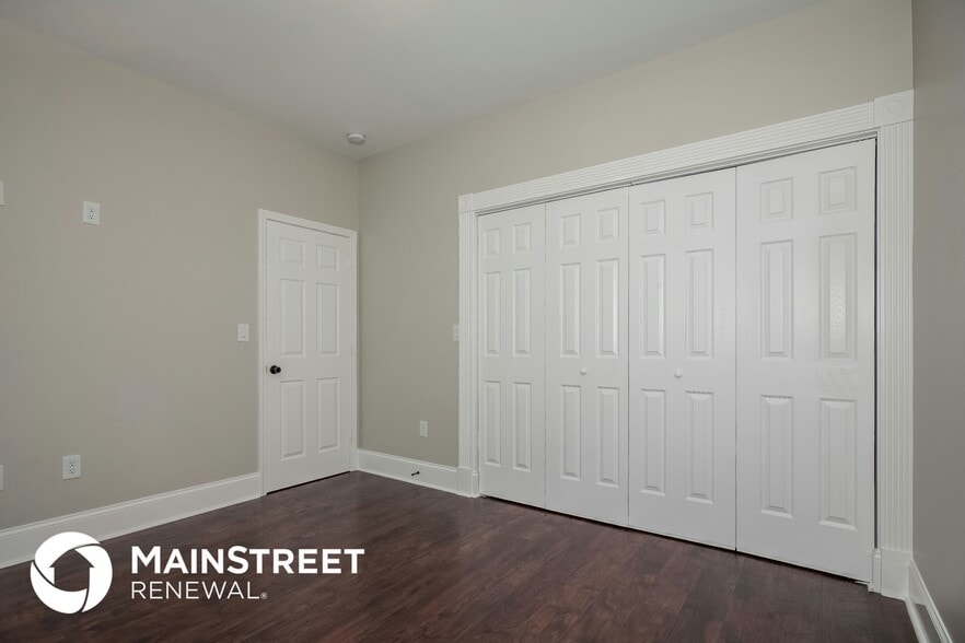 Building Photo - 8135 Westbourne Dr