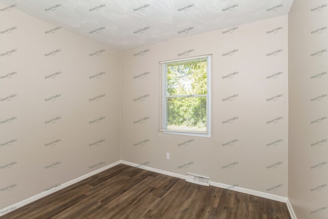 Building Photo - 6924 Sayler Ave