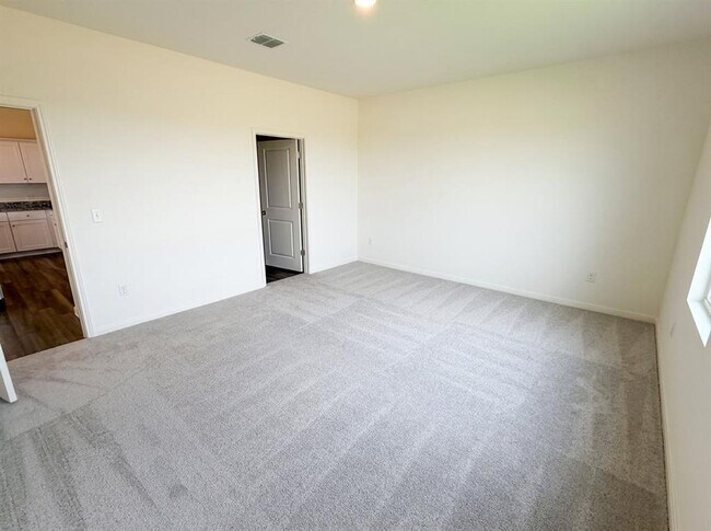 Building Photo - 616 Wesley Miller Ln