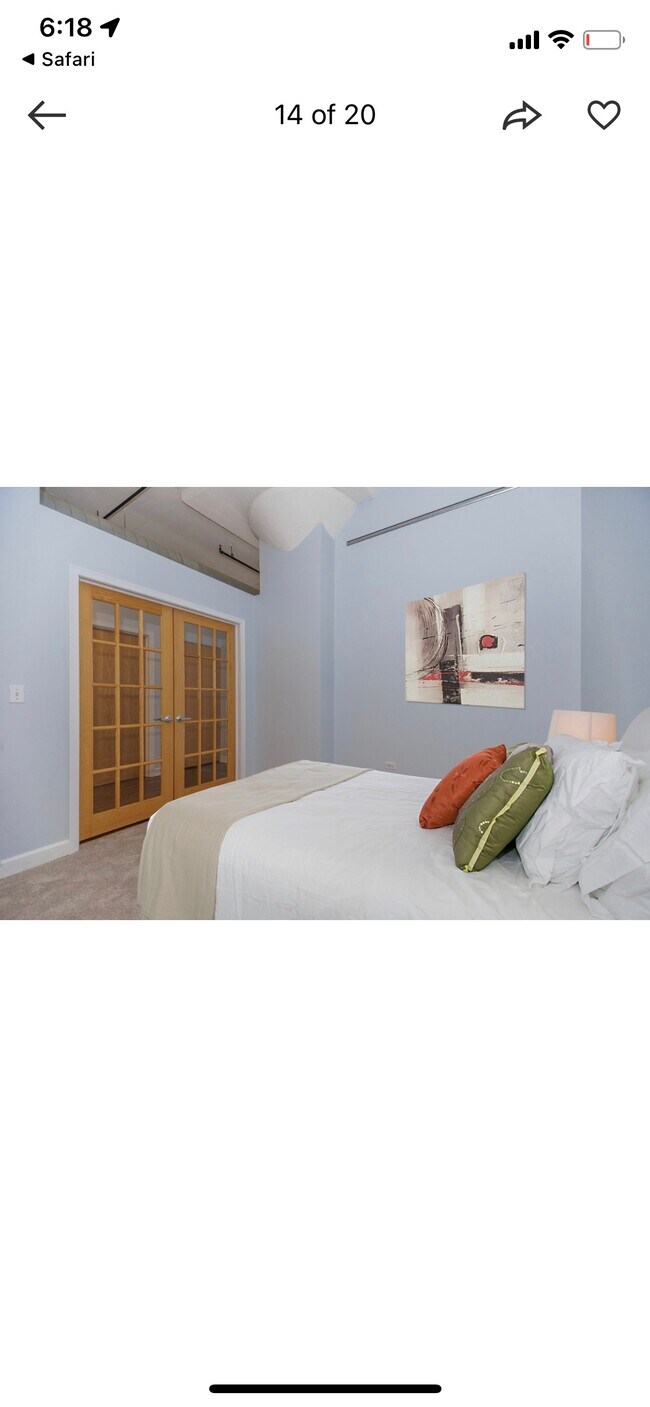 Building Photo - 221 E Cullerton St