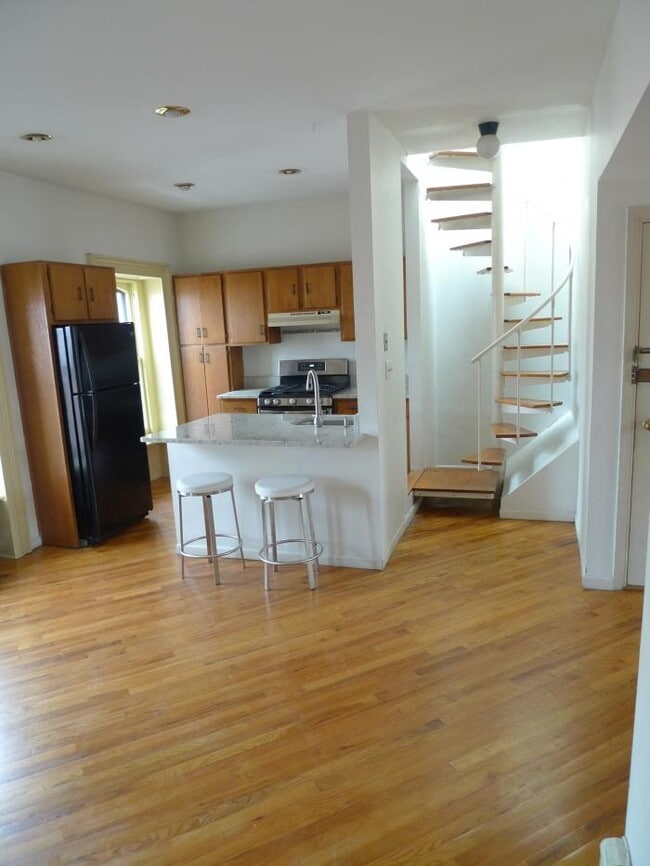 Building Photo - 1 bedroom in Jersey City NJ 07302