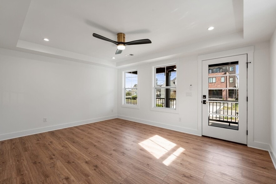 Building Photo - 151 Fain St