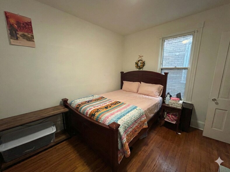 Building Photo - 217 N Livingston St