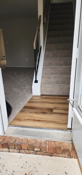 Building Photo - 5842 Holly Hock Pl