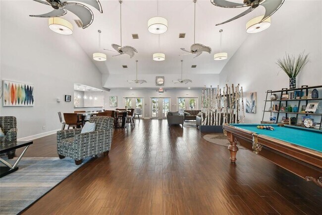 Building Photo - 166 Pompano Dr SE