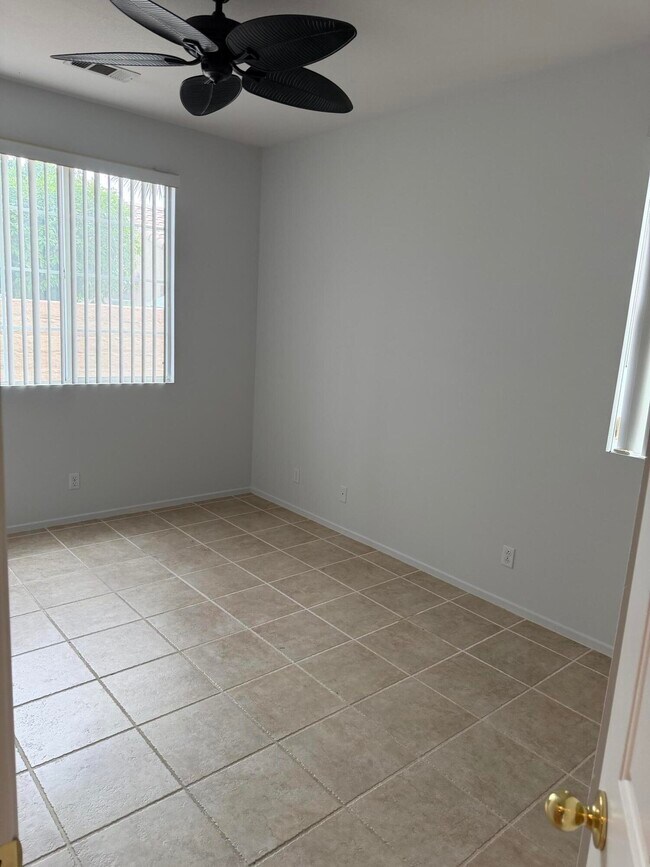 Building Photo - 47780 Sumac St