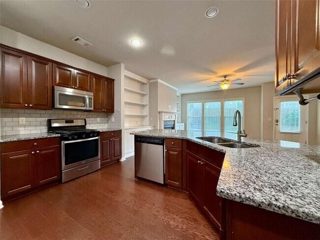 Building Photo - 5115 Breezewood Cir