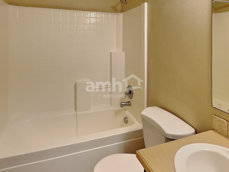 Building Photo - 1699 N Firebrick Dr