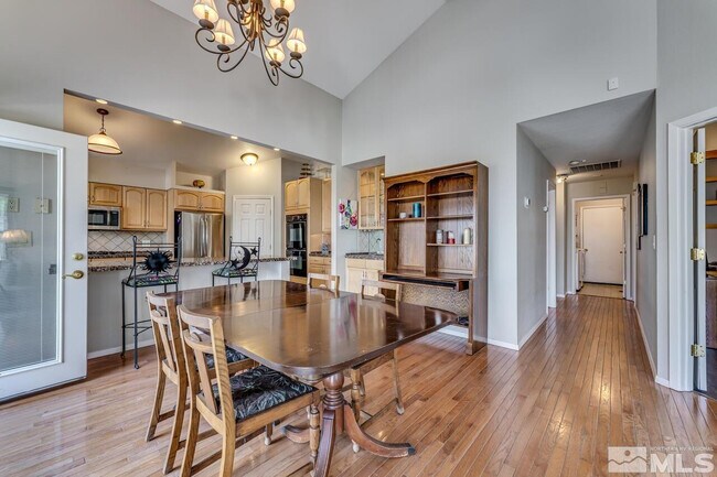 Building Photo - 2320 Overlook Ct