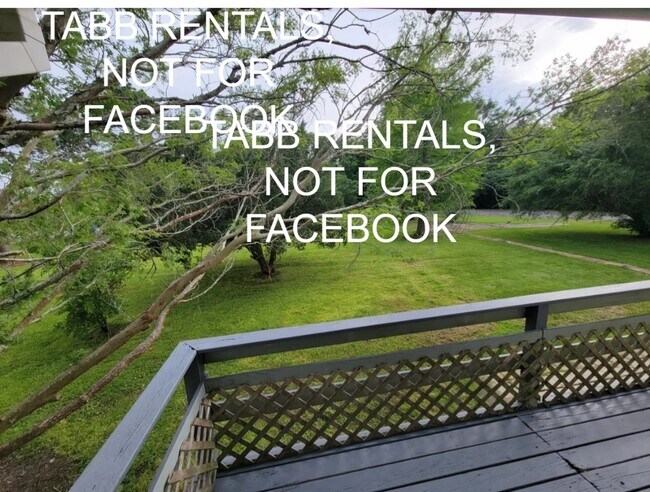 Building Photo - 278 Eves St