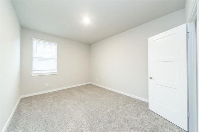 Building Photo - 22503 Cappella Vlg Ln