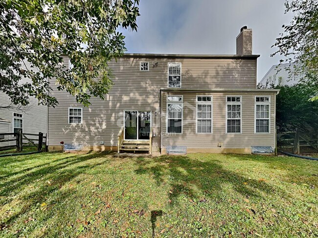 Building Photo - 453 Dakota Run