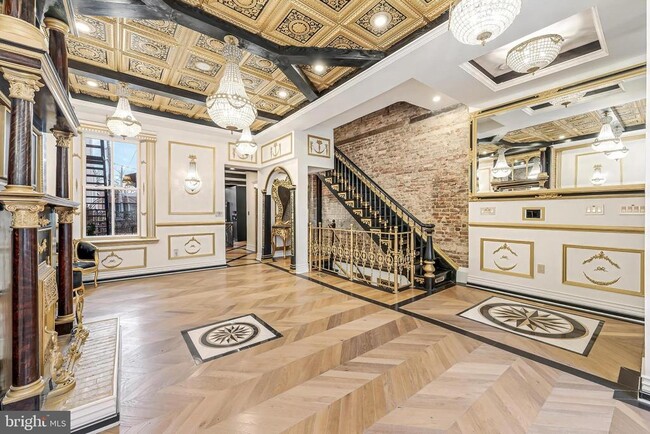 Building Photo - 810 Prince St