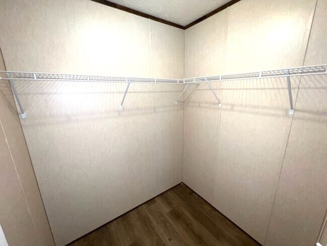 Building Photo - University Estates 63