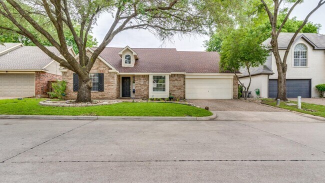 Primary Photo - 506 Glenn Ln