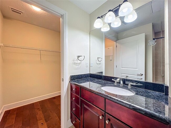 Building Photo - 101 S Eola Dr