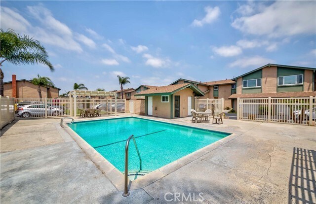 Building Photo - 5481 Villa Way
