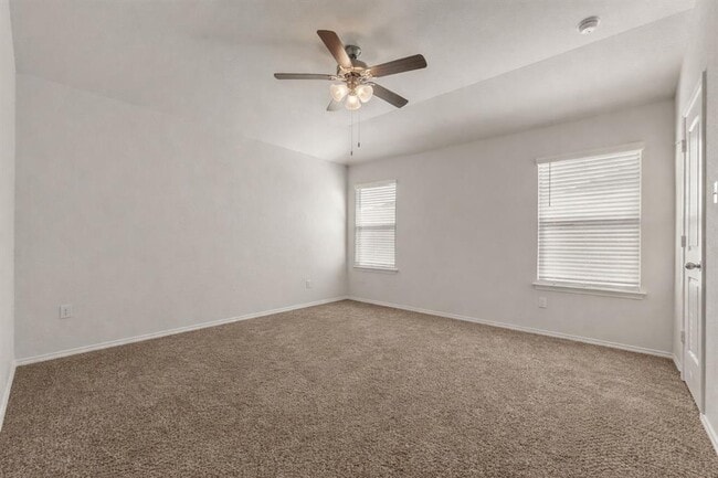 Building Photo - 108 Pivot Dr