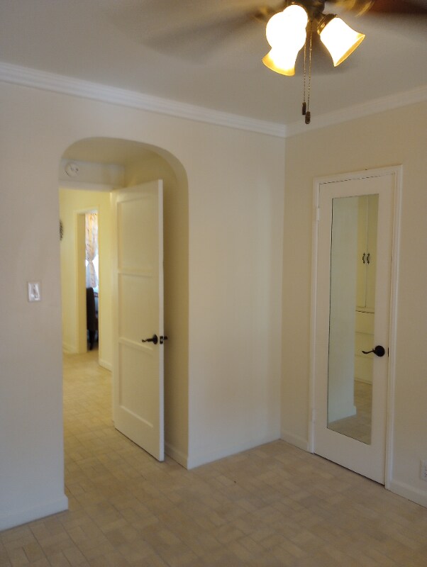 Building Photo - 2471 Belgrave Ave