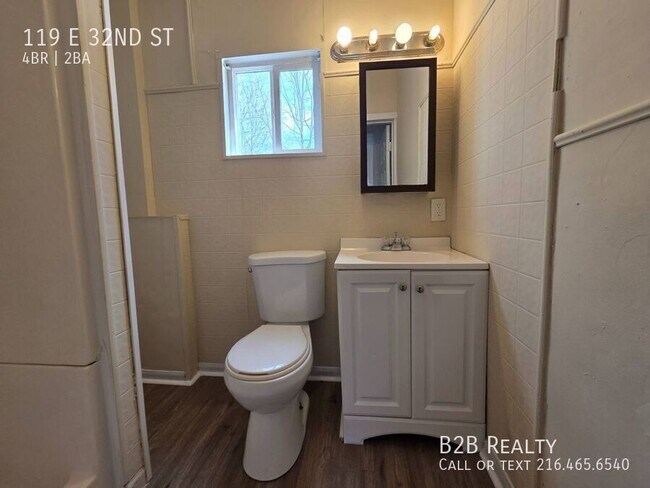 Building Photo - 119 E 32nd St