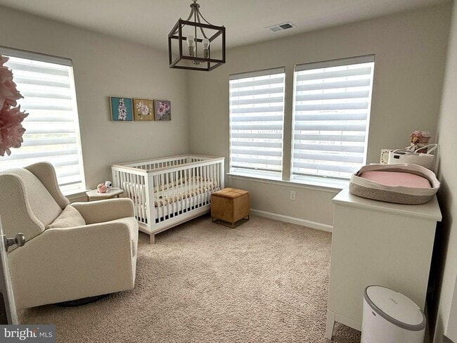 Building Photo - 1 Autumn Park Blvd