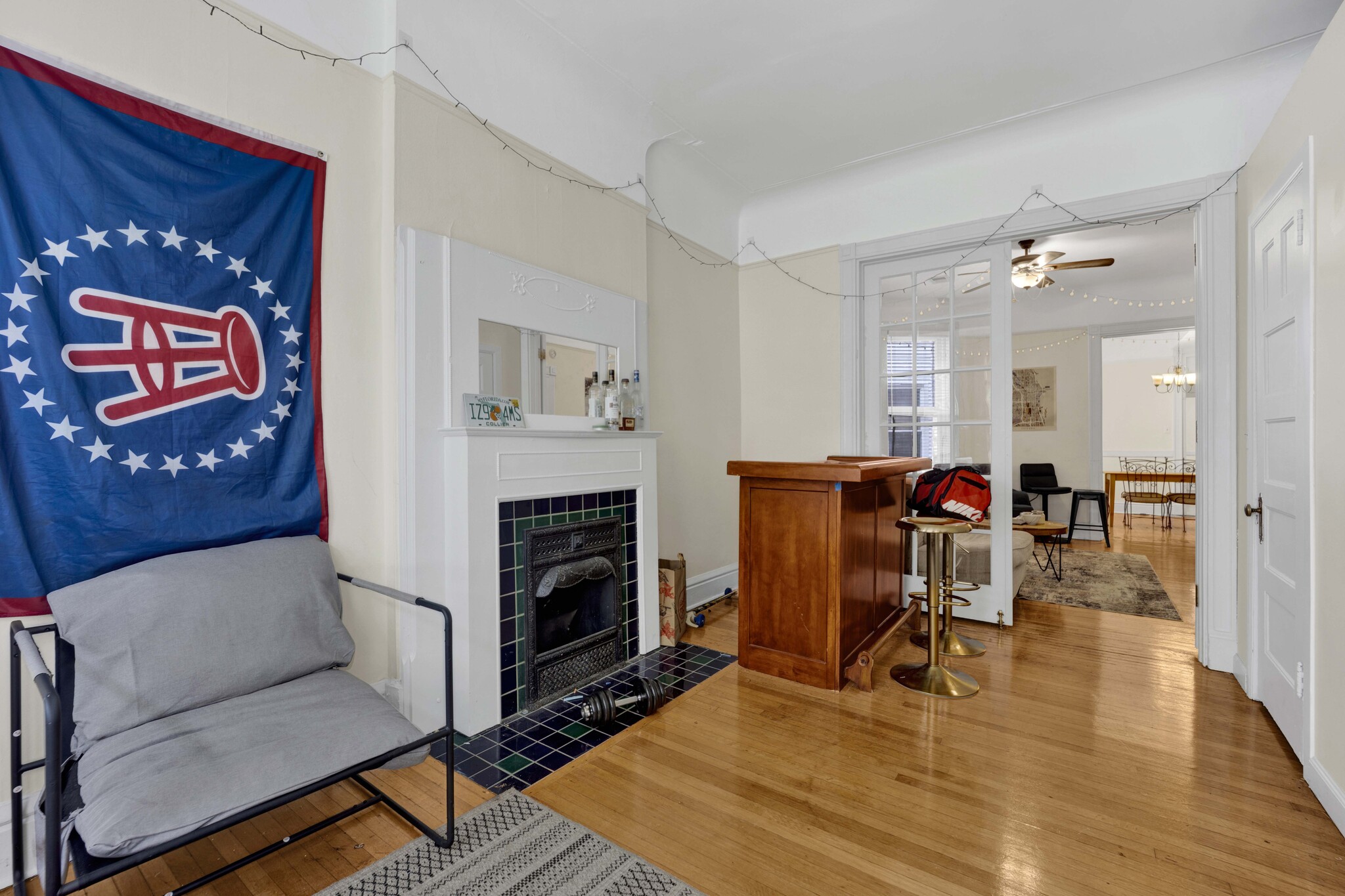 Building Photo - 2522 N Burling St