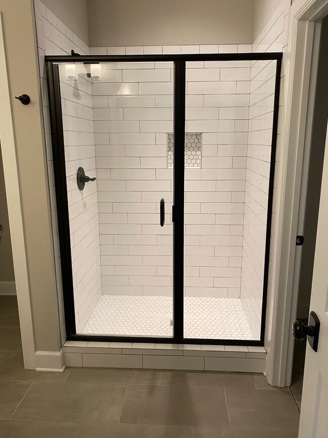 Building Photo - AVAILABLE NOW IN AVENEL PLACE