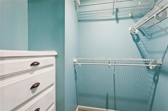 Building Photo - 658 Pierce Dr