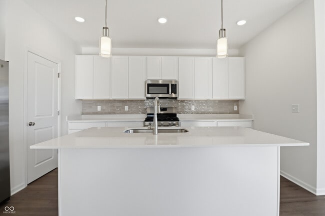 Building Photo - 2863 Piper Pl