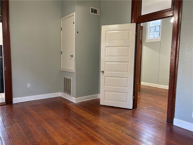 Building Photo - 816 N Carrollton Ave