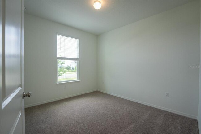 Building Photo - 4565 ORCHARD VIEW Aly