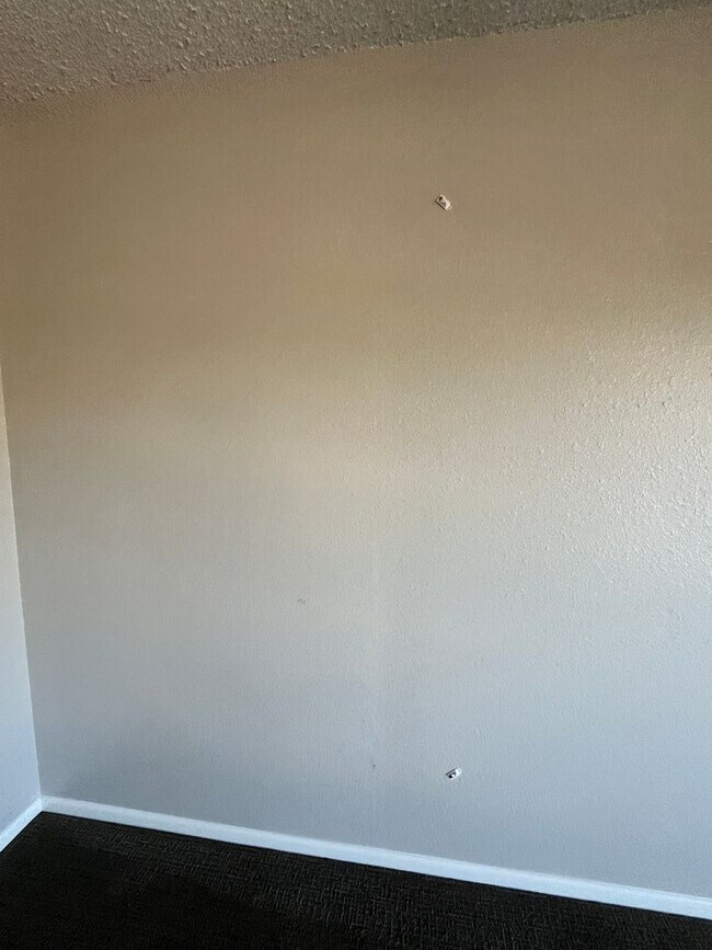 Building Photo - 3-Bed, 2-Bath Duplex across from Lake Loveland!