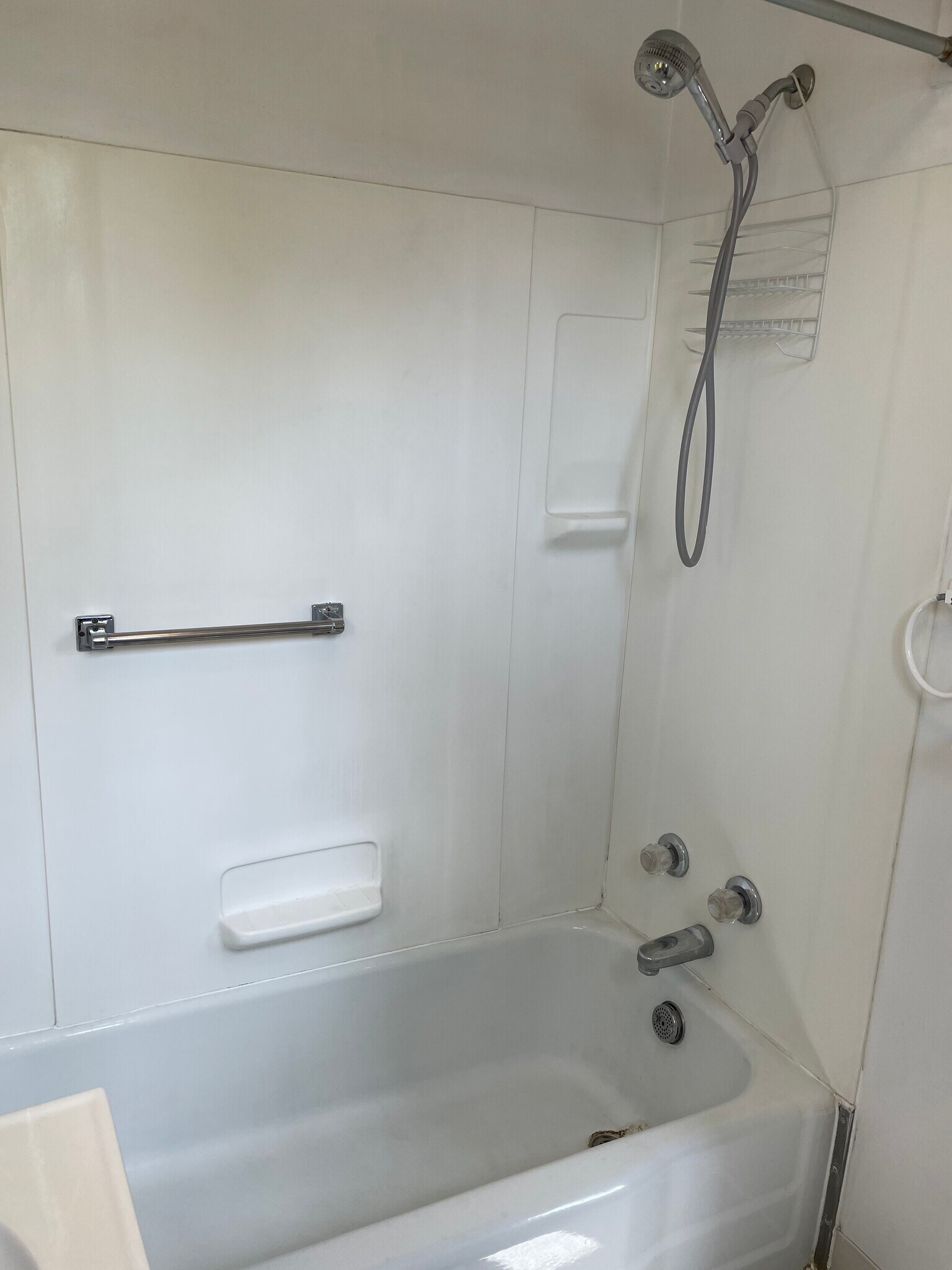 Building Photo - 108 Erie St