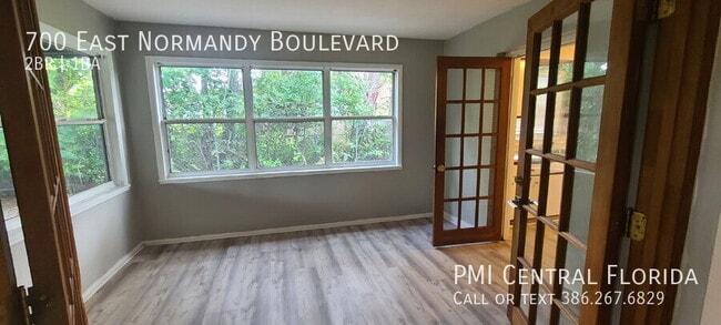 Building Photo - 700 E Normandy Blvd