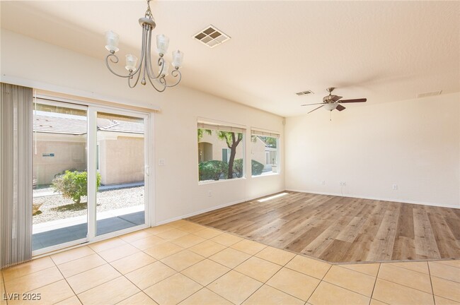 Building Photo - 7628 Fieldfare Dr