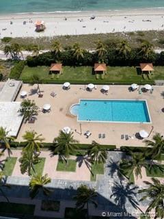 Building Photo - 2625 Collins Ave