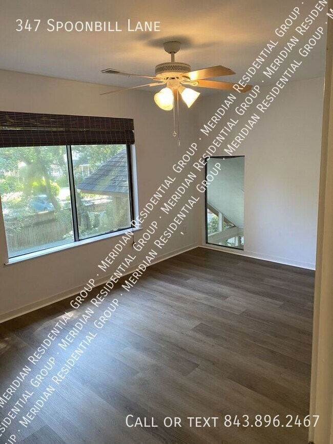 Building Photo - 347 Spoonbill Ln