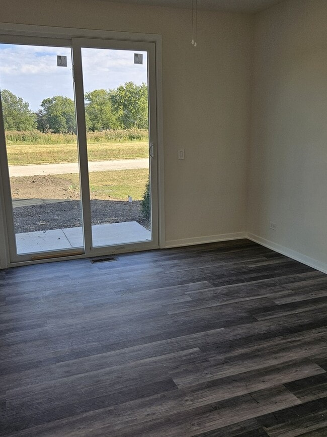 Building Photo - 56 Olympus Dr