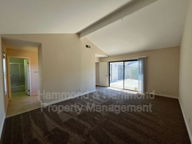 Building Photo - 316 Pebble Beach Dr