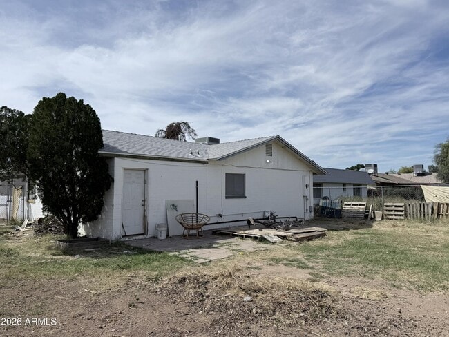 Building Photo - 14015 N 61st Ave