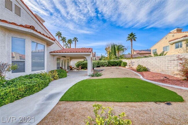 Building Photo - 2229 Fiero Dr