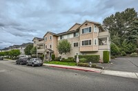 Building Photo - Gated Luxury Condo with One Car Garage, Tw...