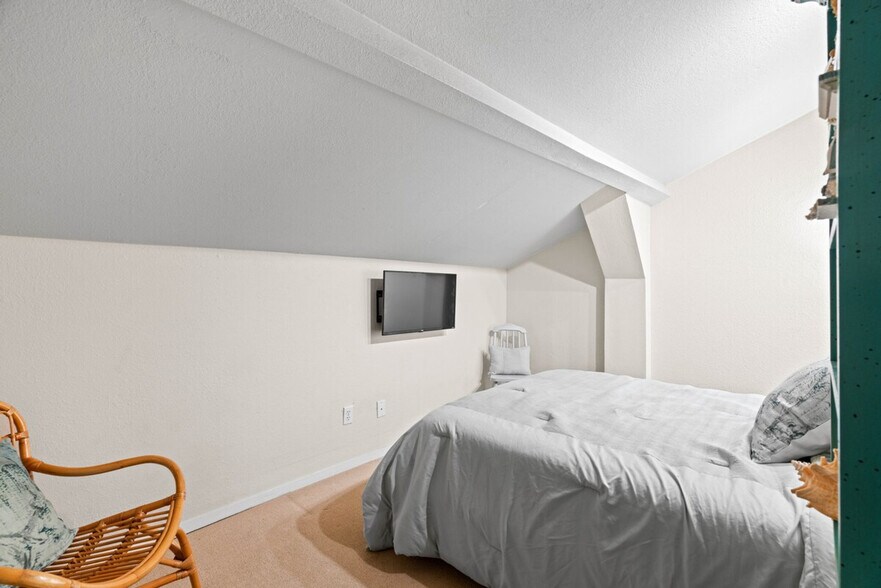 Building Photo - 1902 Bayhouse Dr