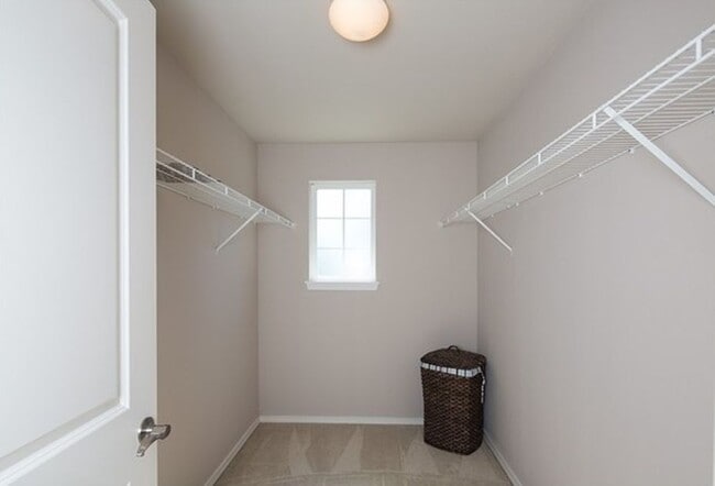 Building Photo - 3 bedroom Townhome in Renton Highlands